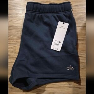 ALO Yoga Dark Blue Accolade Shorts